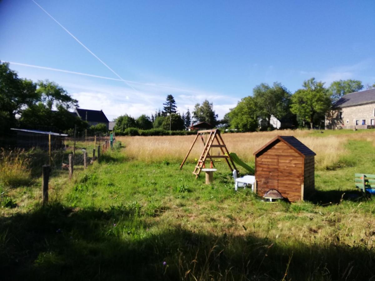 Gite Les Chaumeix Prondines Exteriér fotografie