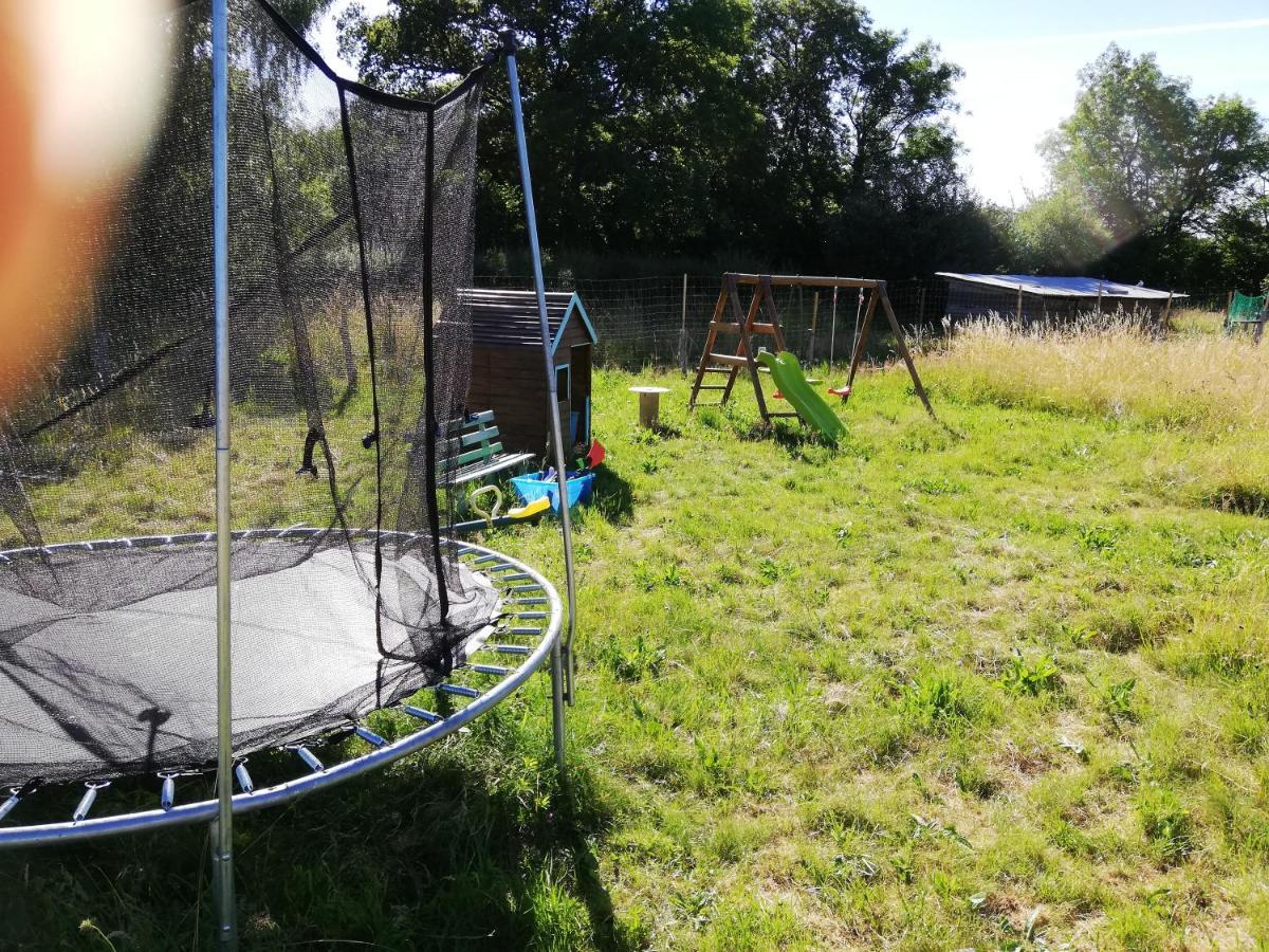 Gite Les Chaumeix Prondines Exteriér fotografie